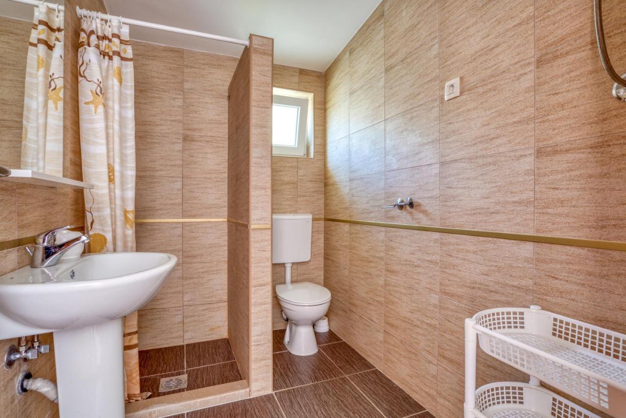 Apartmani Olga Петровац Экстерьер фото