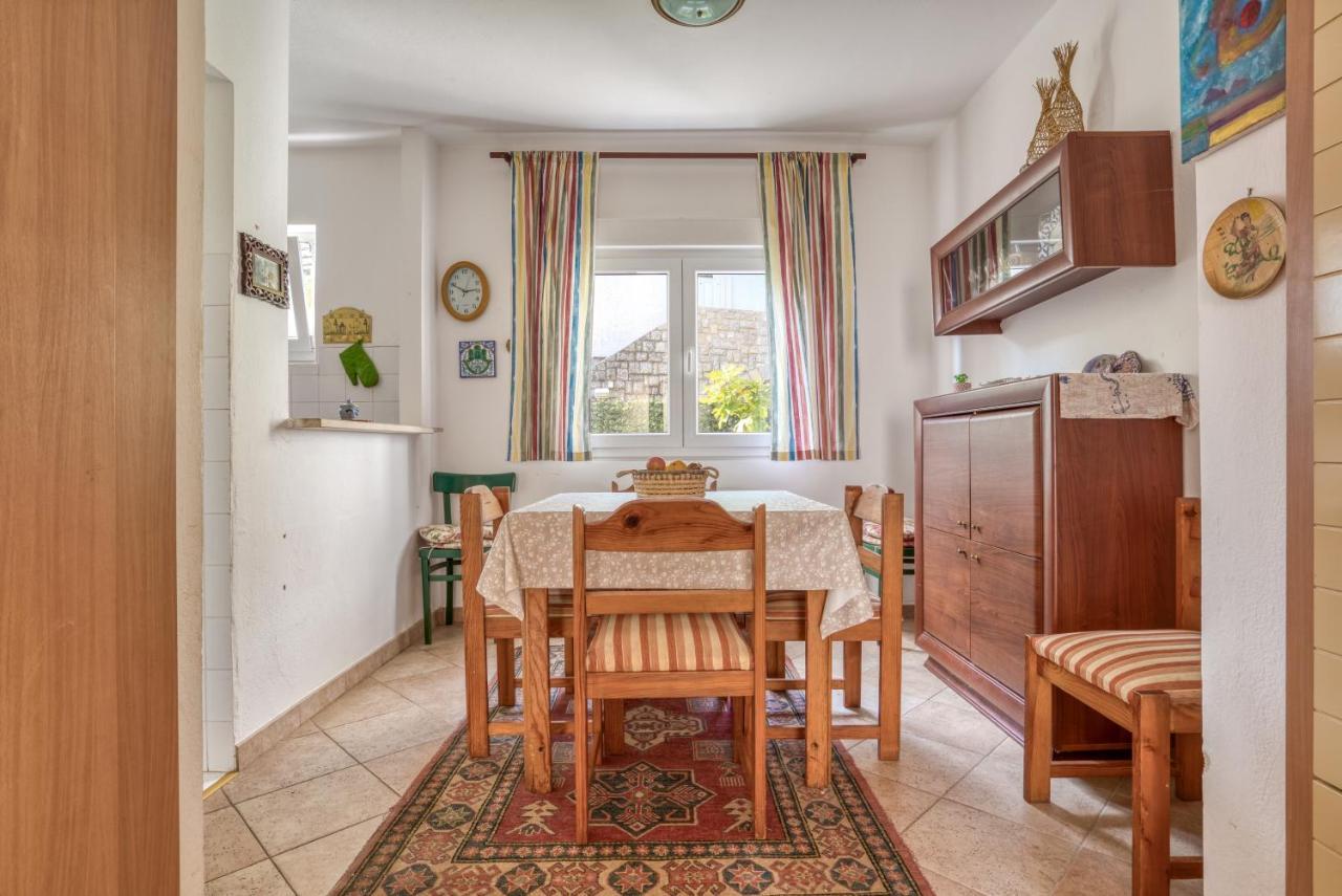 Apartmani Olga Петровац Экстерьер фото