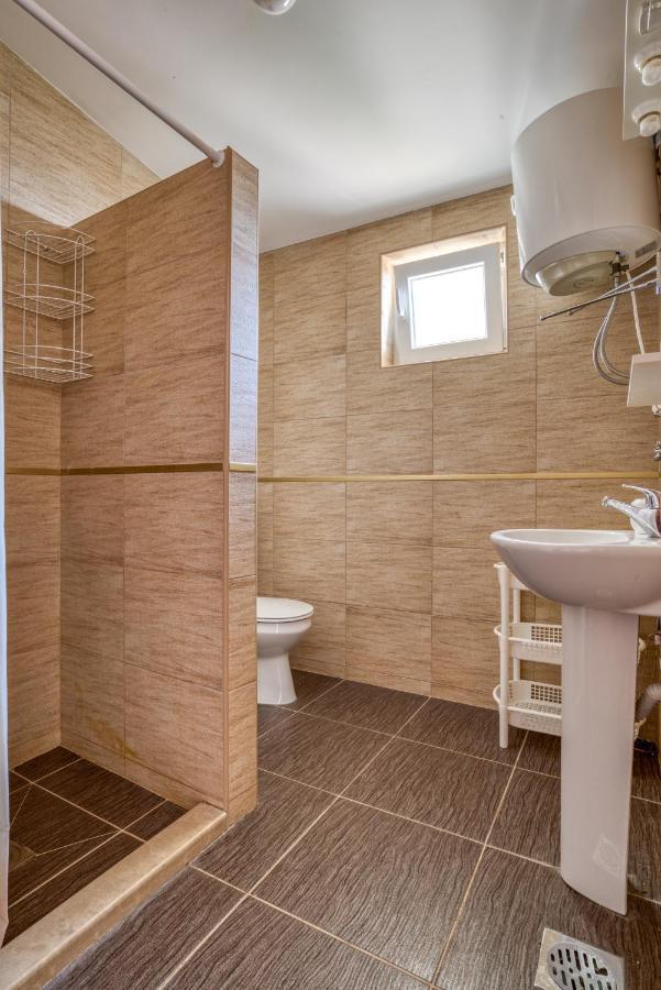 Apartmani Olga Петровац Экстерьер фото