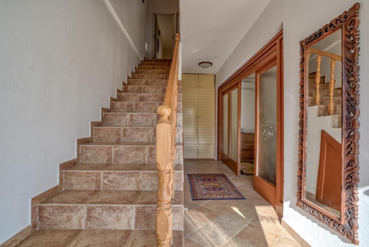 Apartmani Olga Петровац Экстерьер фото